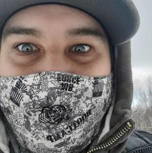 Meet your Posher, Regis